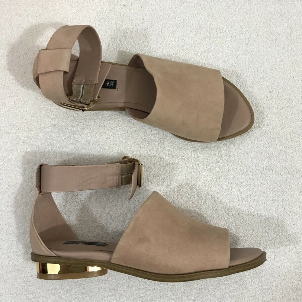 H & M pink flat sandals with ankle strap - 5.5